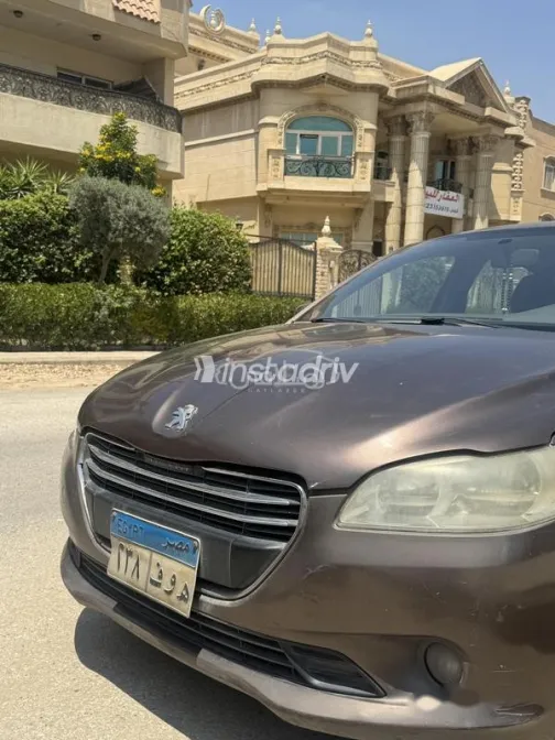 Peugeot 301 2015 Brown Used for Sale - 2