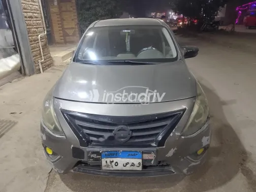 Nissan Sunny 2015 Bronze Used for Sale - 3
