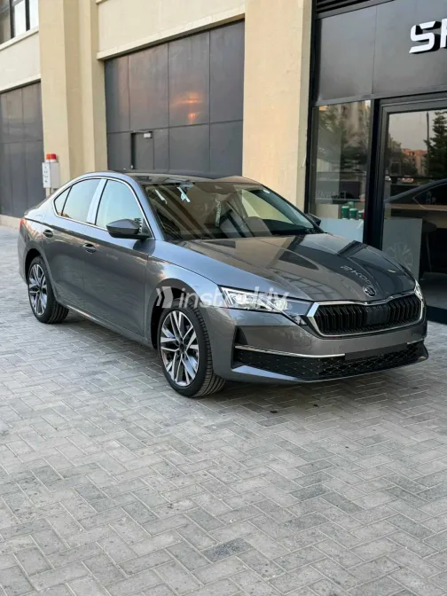 Skoda Octavia 2026 White Used for Sale - 1