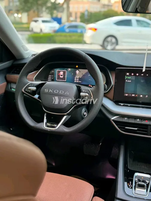 Skoda Octavia 2026 White Used for Sale - 8