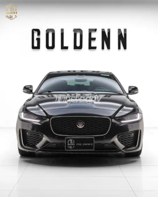 Jaguar XE 2020 Black Used for Sale - 3