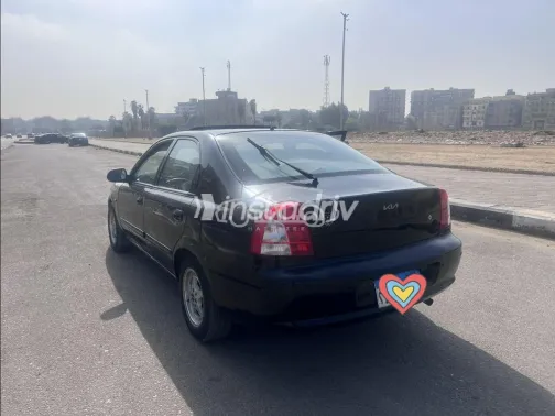 كيا سبكترا 2001 أسود مستعملة للبيع - 2