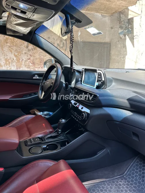 Hyundai Tucson 2020 White Used for Sale - 7