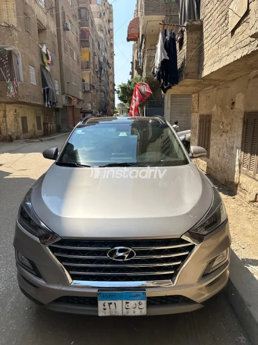 Hyundai Tucson 2020 White Used for Sale - 8