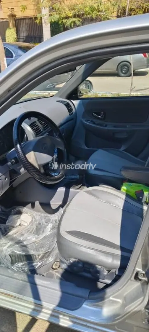 Hyundai Verna 2015 Silver Used for Sale - 4