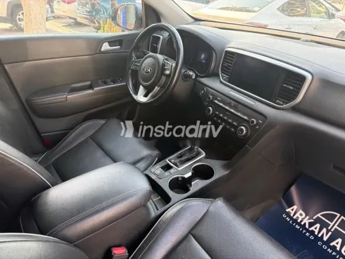 Kia Sportage 2021 Silver Used for Sale - 6