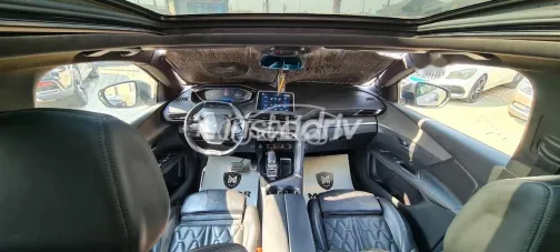 Peugeot 5008 2020 Gray Used for Sale - 2