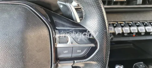 Peugeot 5008 2020 Gray Used for Sale - 5