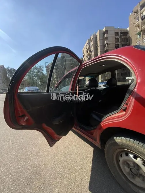 Hyundai Accent 1998 Red Used for Sale - 4