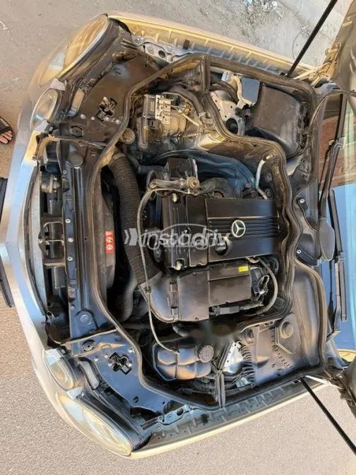 Mercedes E 200 2007 Silver Used for Sale - 10