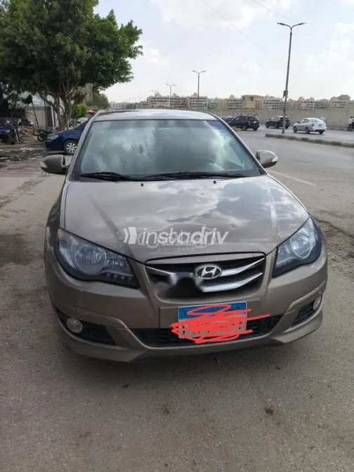 هيونداي إلنترا اتش دى 2019 أبيض مستعملة للبيع - 1