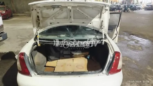 Daewoo Nubira 1 1997 White Used for Sale - 5