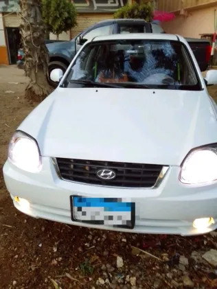 Hyundai Verna 2010 White Used for Sale