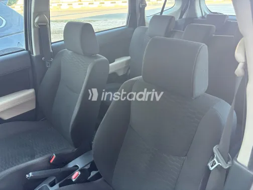 تويوتا رش 2023 أبيض مستعملة للبيع - 10