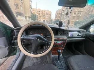اوبل فيكترا 1997 أبيض مستعملة للبيع