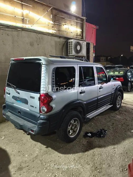 Mahindra Scorpio 2009 White Used for Sale - 3
