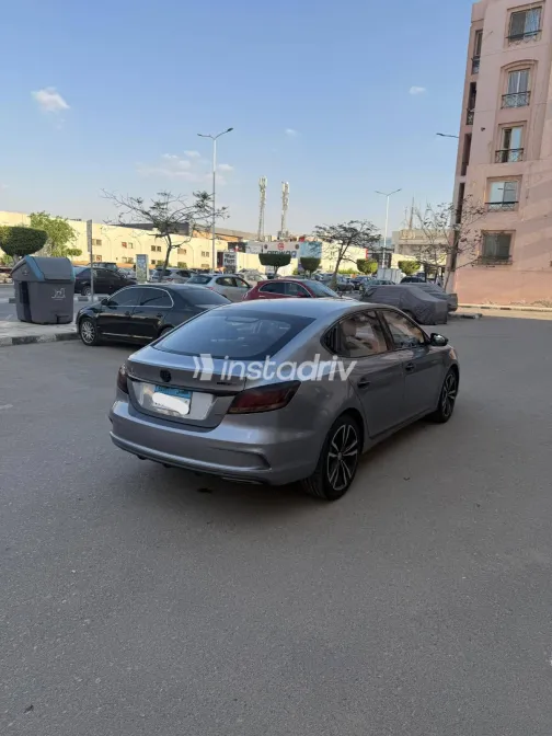 ام جى 6 2020 أبيض مستعملة للبيع - 6