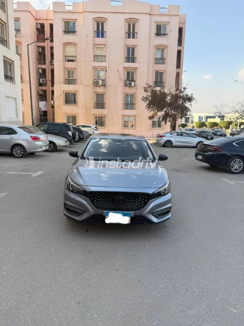 ام جى 6 2020 أبيض مستعملة للبيع - 10