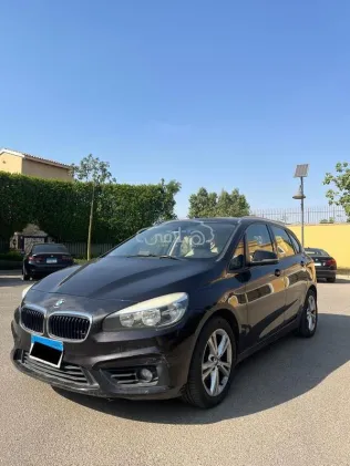 بي ام دبليو 218 i 2015 أبيض مستعملة للبيع