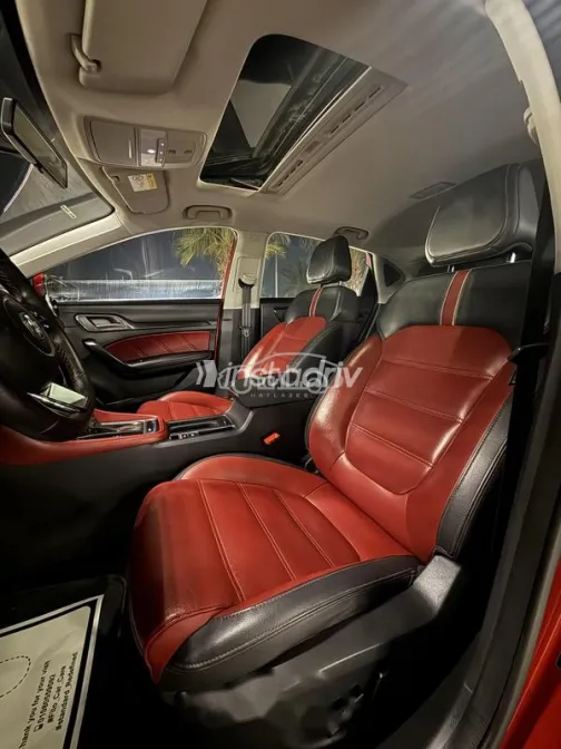 ام جى 6 2021 أحمر غامق مستعملة للبيع - 2