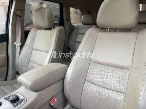Jeep Grand Cherokee 2014 Black Used for Sale - 8