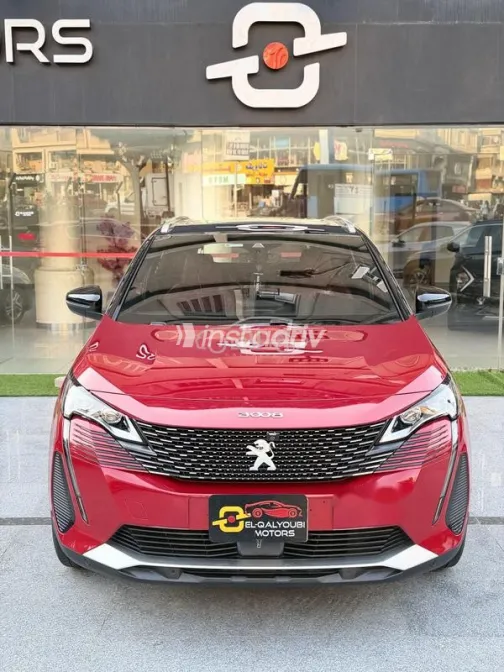 Peugeot 3008 2022 Red Used for Sale - 1