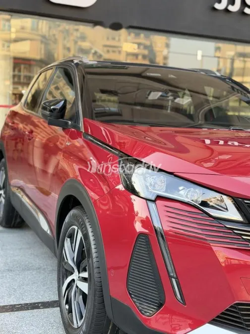 Peugeot 3008 2022 Red Used for Sale - 2