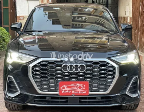 اودي Q3 2024 أسود مستعملة للبيع - 2