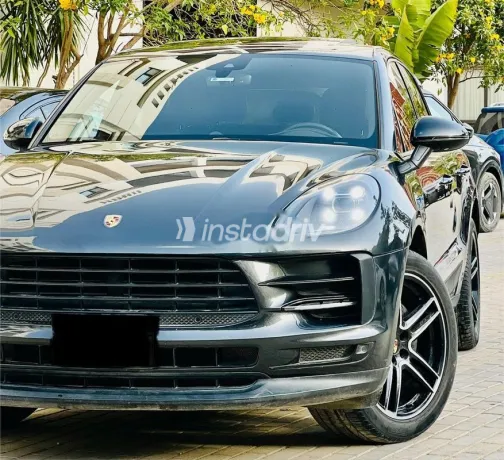 Porsche Macan 2021 Black Used for Sale - 1