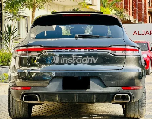 Porsche Macan 2021 Black Used for Sale - 2