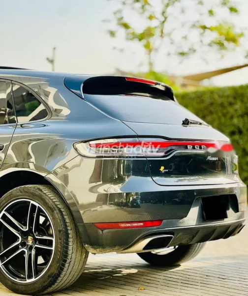 Porsche Macan 2021 Black Used for Sale - 6