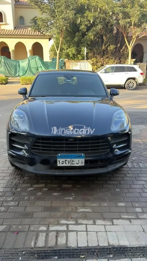 Porsche Macan 2020 Blue Used for Sale - 1