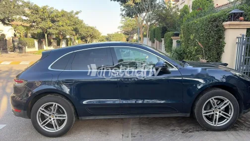 Porsche Macan 2020 Blue Used for Sale - 2