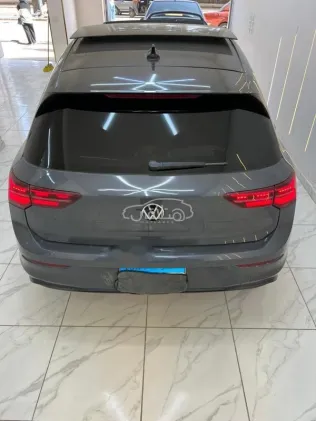 فولكس فاغن جولف 6 2023 رمادي مستعملة للبيع
