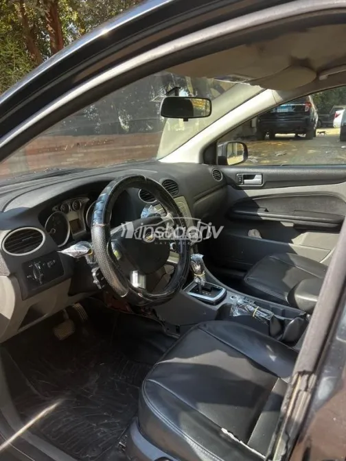 Ford Focus 2009 Black Used for Sale - 6