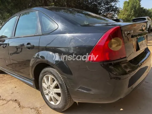 Ford Focus 2009 Black Used for Sale - 9