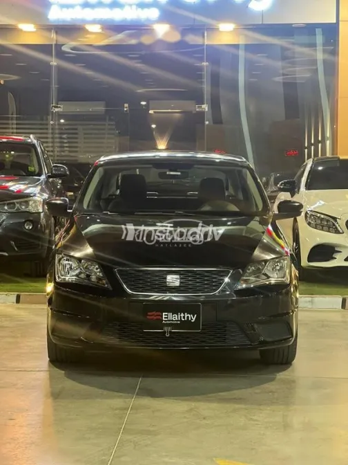 Seat Toledo 2019 Black Used for Sale - 1