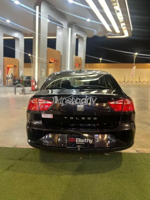 Seat Toledo 2019 Black Used for Sale - 3