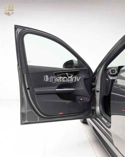 Mercedes C 180 2025 Gray Used for Sale - 8