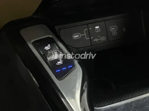 كيا سورينتو 2024 أبيض مستعملة للبيع - 10