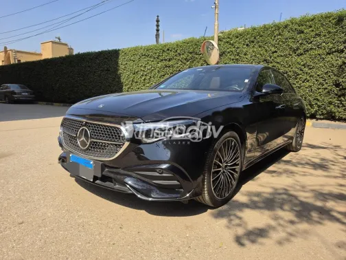 Mercedes E 300 2024 Black Used for Sale - 3