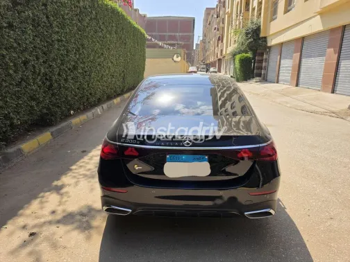 Mercedes E 300 2024 Black Used for Sale - 4