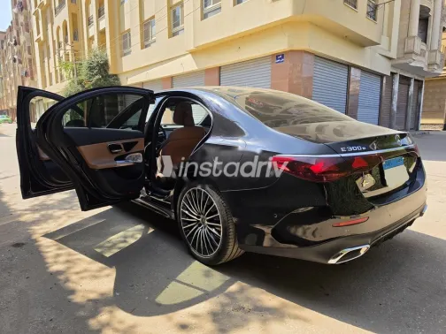 Mercedes E 300 2024 Black Used for Sale - 6