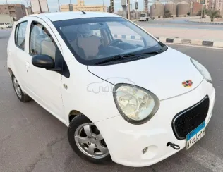 جيلي باندينو 2012 أبيض مستعملة للبيع