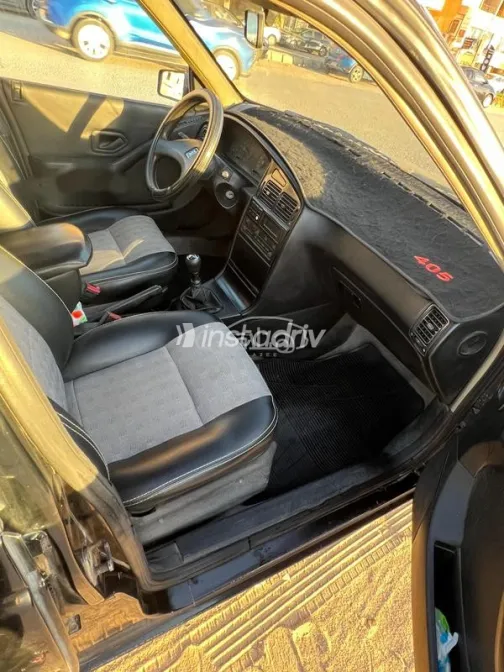 Peugeot 405 2000 Black Used for Sale - 1