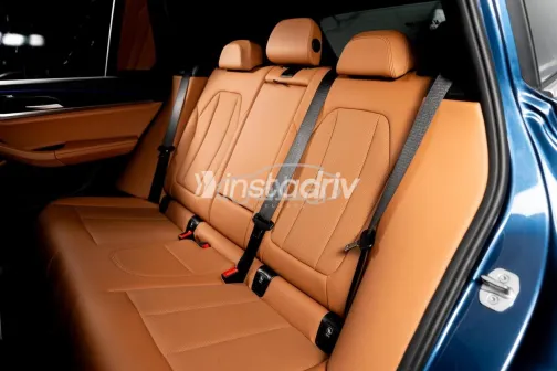 بي ام دبليو IX3 2024 أزرق غامق مستعملة للبيع - 5