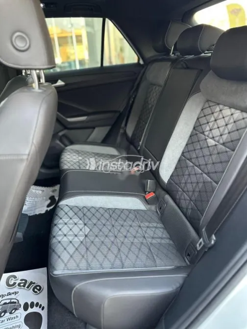Volkswagen T-Roc 2024 White Used for Sale - 7