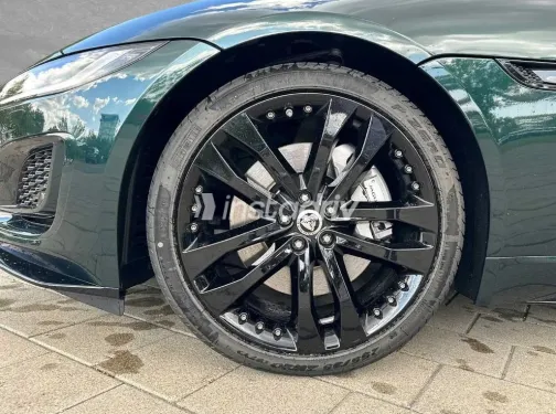 جاكوار ف تيب 2025 أبيض مستعملة للبيع - 7