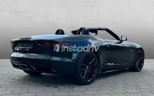 جاكوار ف تيب 2025 أبيض مستعملة للبيع - 10