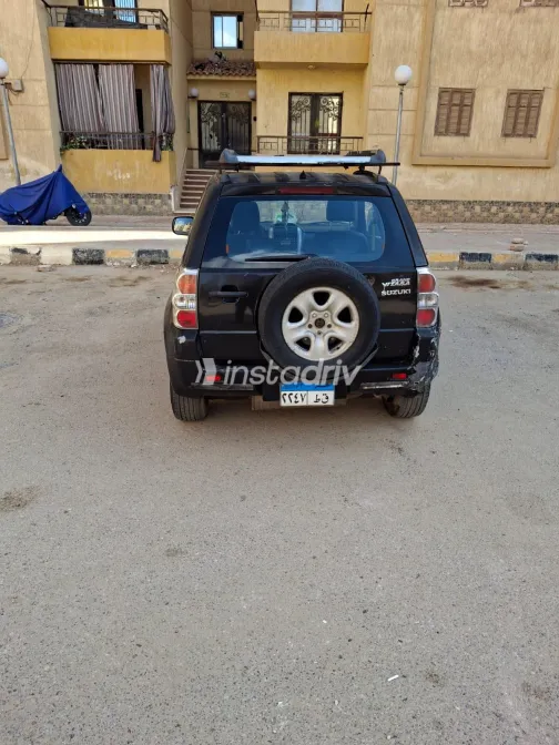 Suzuki Grand vitara 2006 White Used for Sale - 4